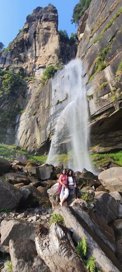Himtrek Riverside Camps & Hostel Manali Manāli Exterior foto