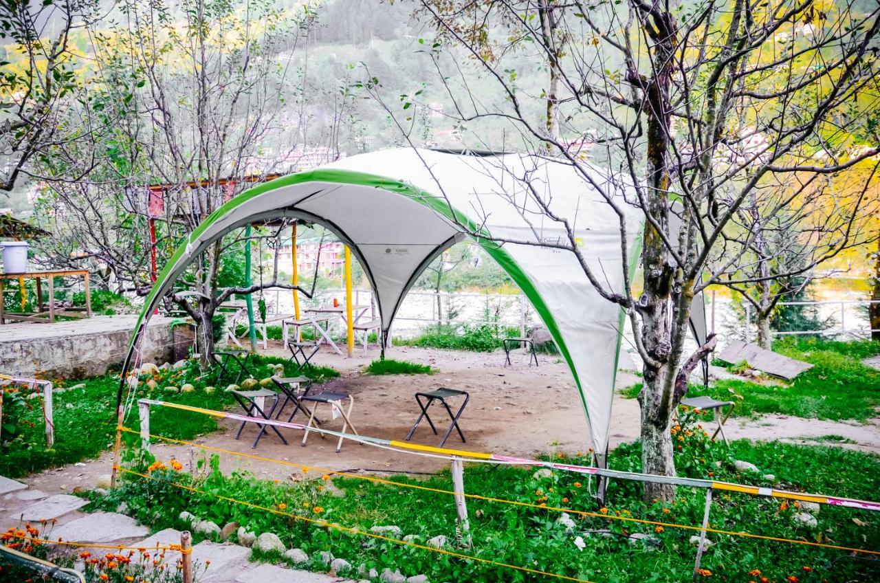 Himtrek Riverside Camps & Hostel Manali Manāli Exterior foto